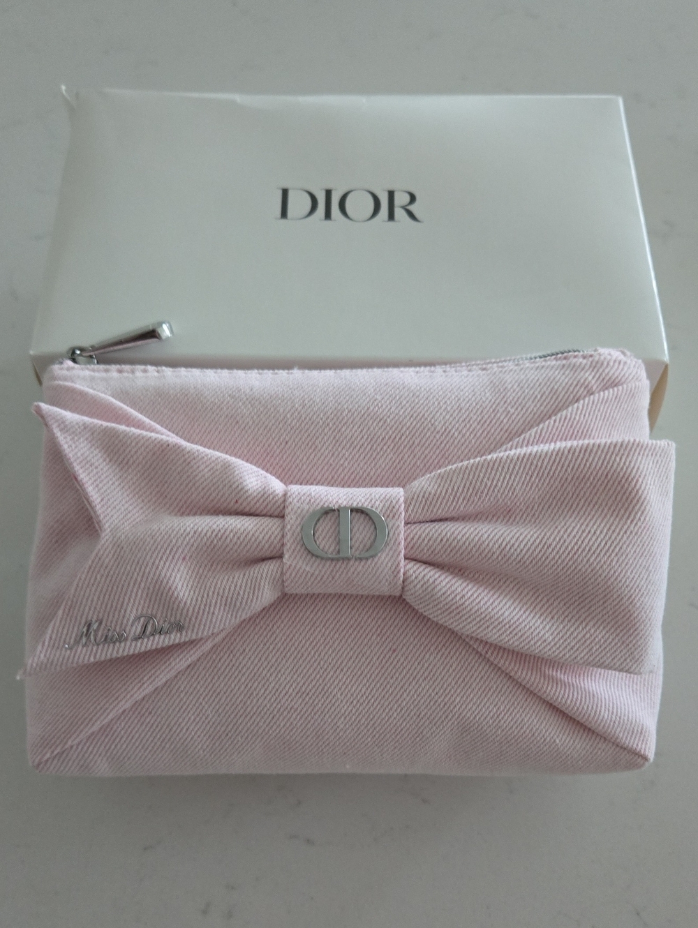 New In Box MISS DIOR Bow Pouch Bag Dior Pink Bow Ziper Pouch CD silver Logo